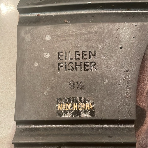 Eileen Fisher genuine, suede, & sherling clogs frost gray like new size  9.5 - Picture 5 of 6